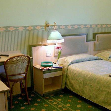 Buenos Aires Hotel Milan Luaran gambar