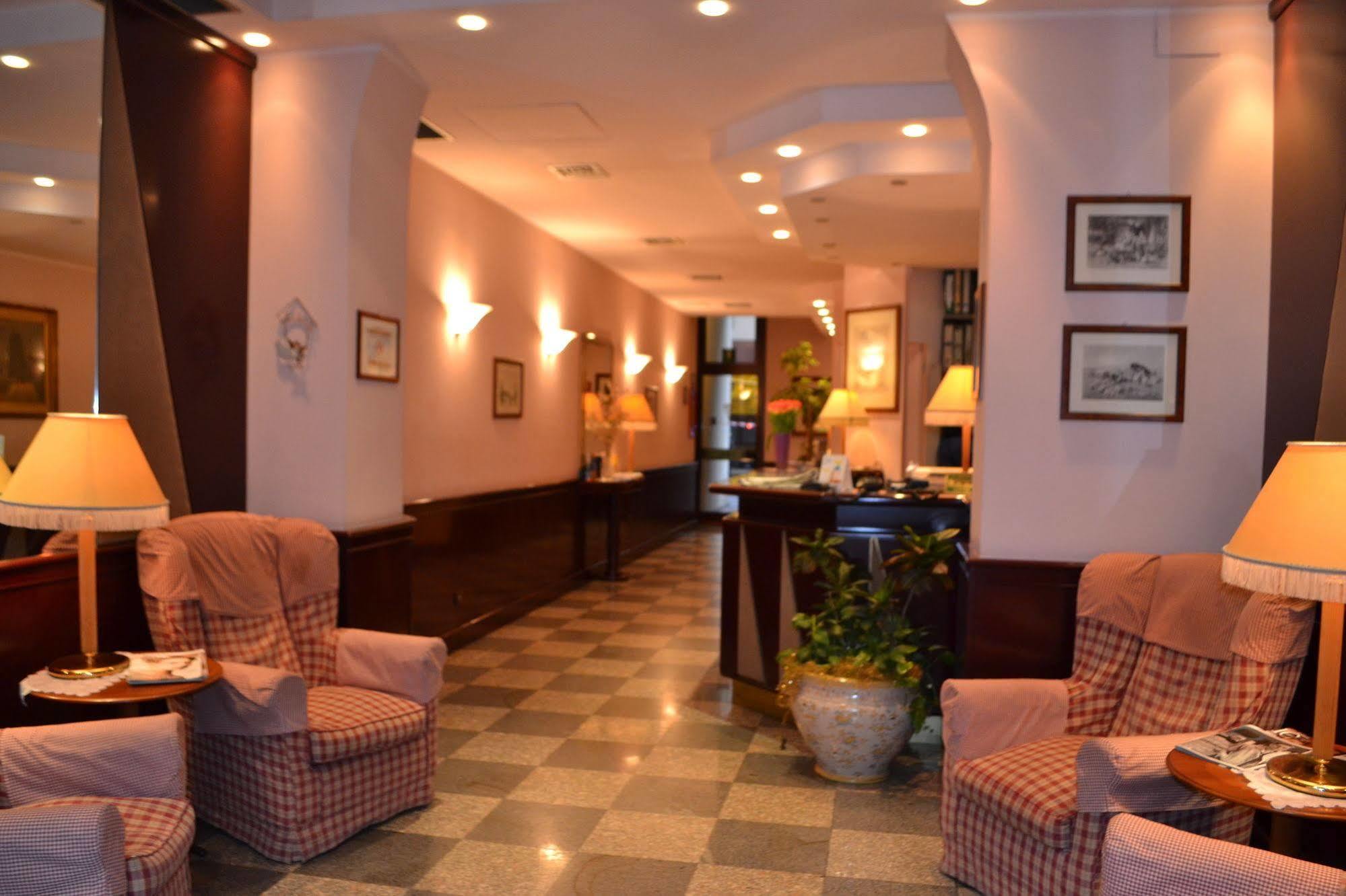 Buenos Aires Hotel Milan Luaran gambar