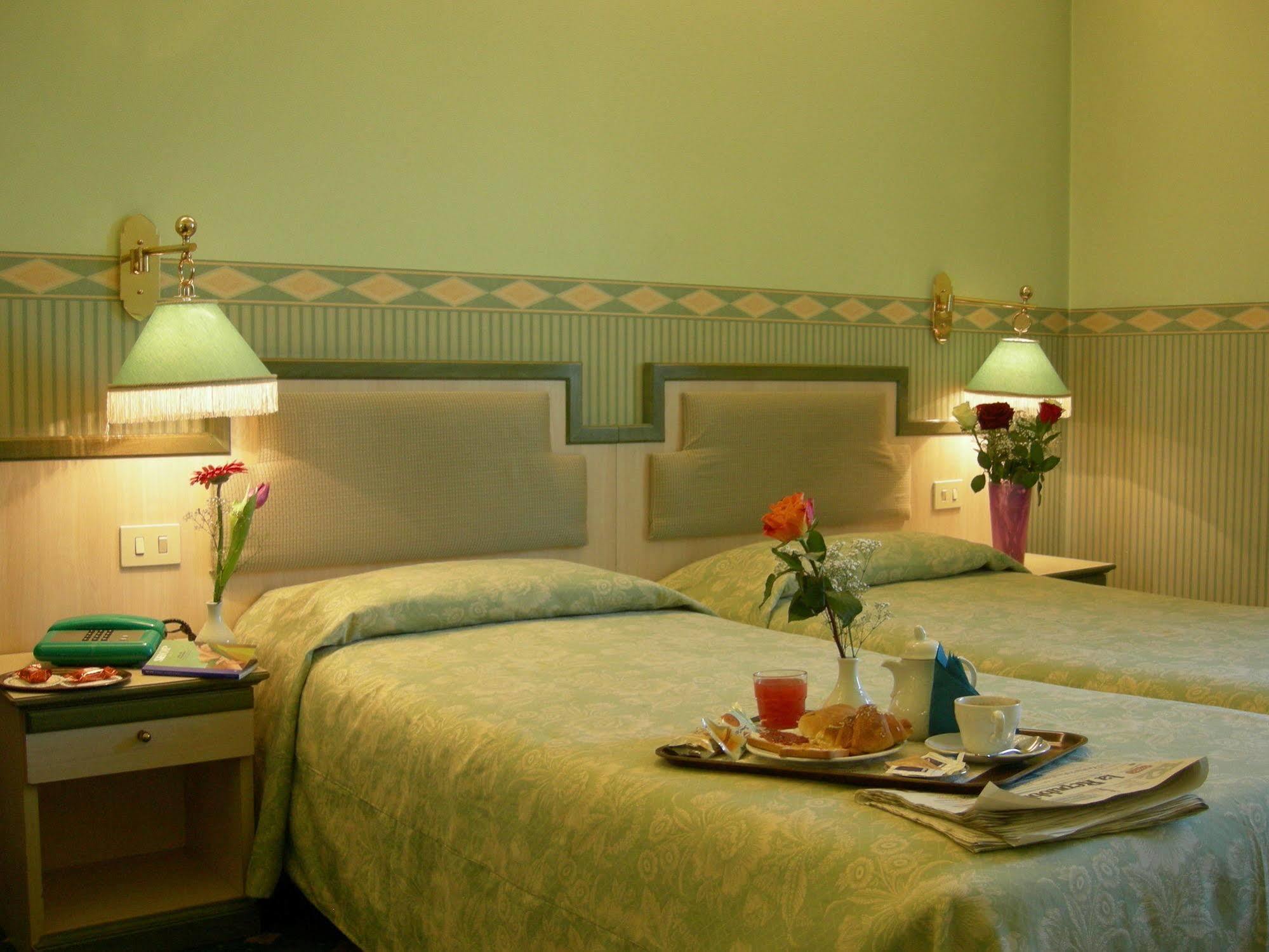 Buenos Aires Hotel Milan Luaran gambar